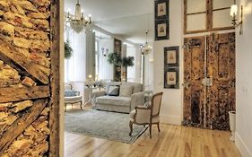 Arsenal Apartment